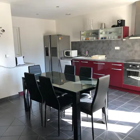 Casa vacanze T3 5p De 85m² Avec Jardin A Calvi (Corsica)