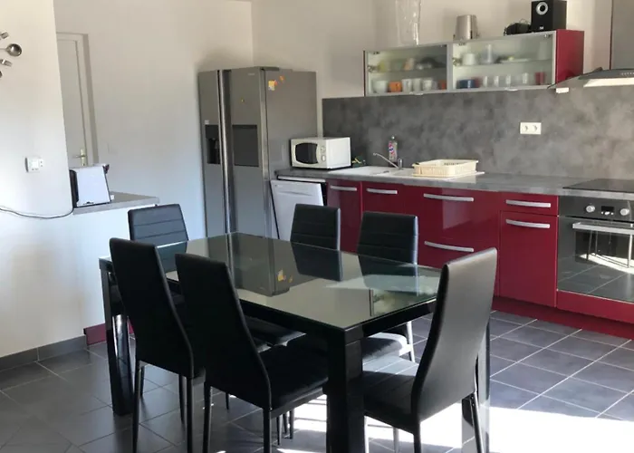 Ferienhaus T3 5p De 85m² Avec Jardin A Calvi (Corsica)